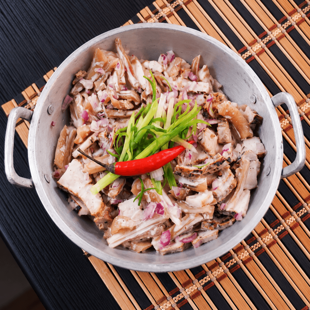 Dinakdakan